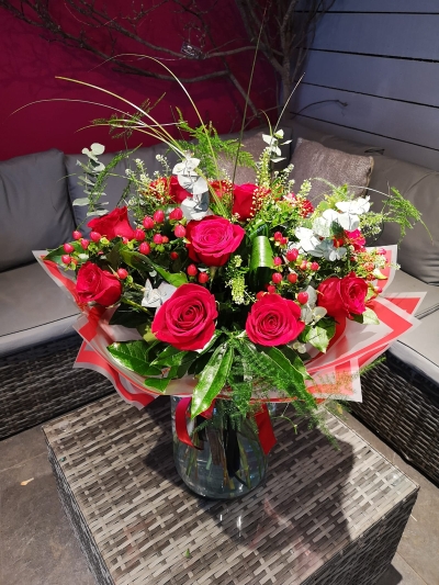 Extra Special Dozen Red Rose Bouquet in a Vase