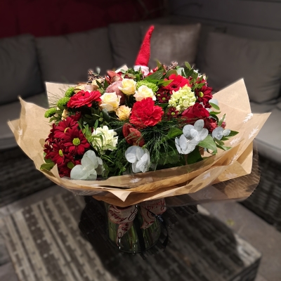 Wow Christmas Bouquet